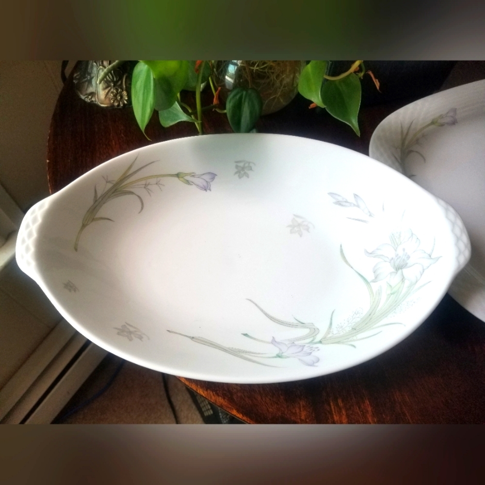 Vintage China Pearl Fine China Daffodil Serving Platter & Bowl - Picture 7 of 8